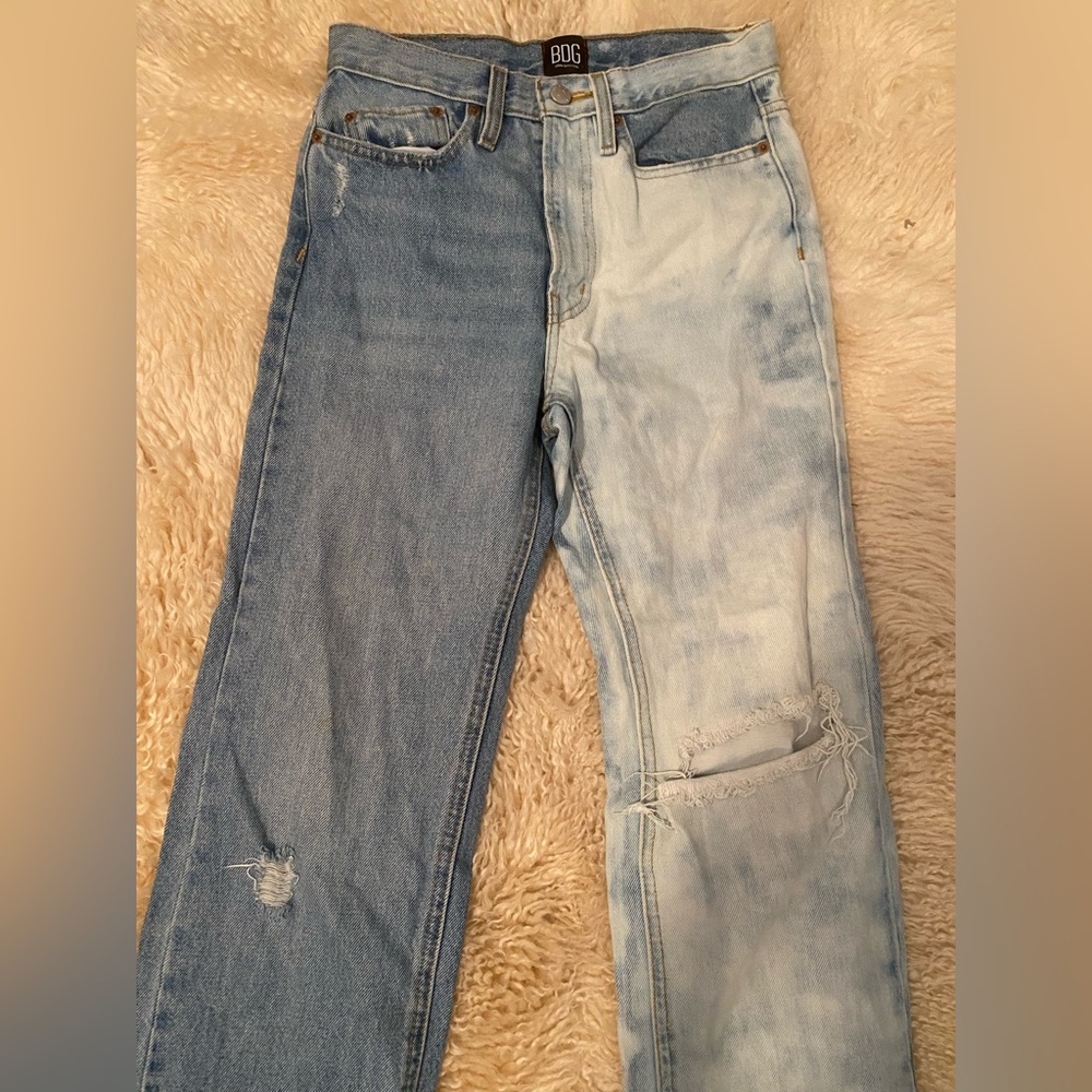 BDG Slim-stacked two-toned distressed jeans - Picture 6 of 7